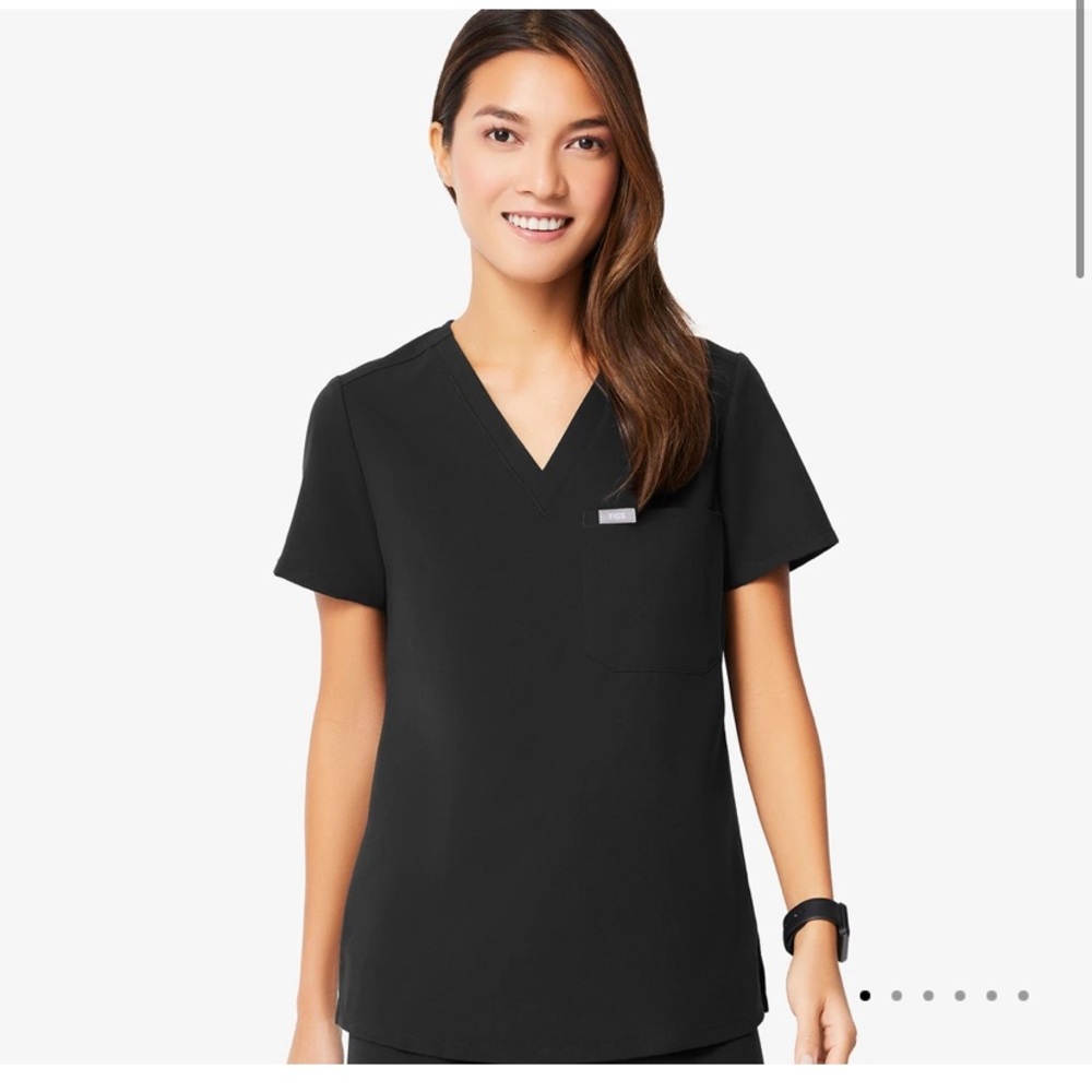 NEVER WORN Figs scrubs